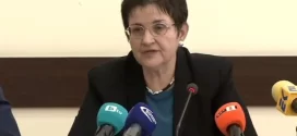 Новата финансова министърка освободи митниците и назначи…