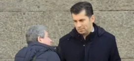Петков и Тошко Йорданов се засякоха край парламента, последвалото смая всички