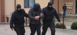 Извънредно: Мощен удар на ченгетата в София, оковаха главатаря на „Калашниците“