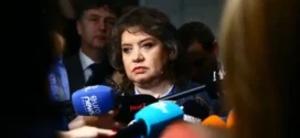 Киселова е бясна на „Възраждане“, огласи злоупотреба в НС!